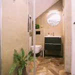 Toni شقة