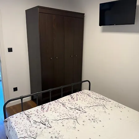 Toni * Split